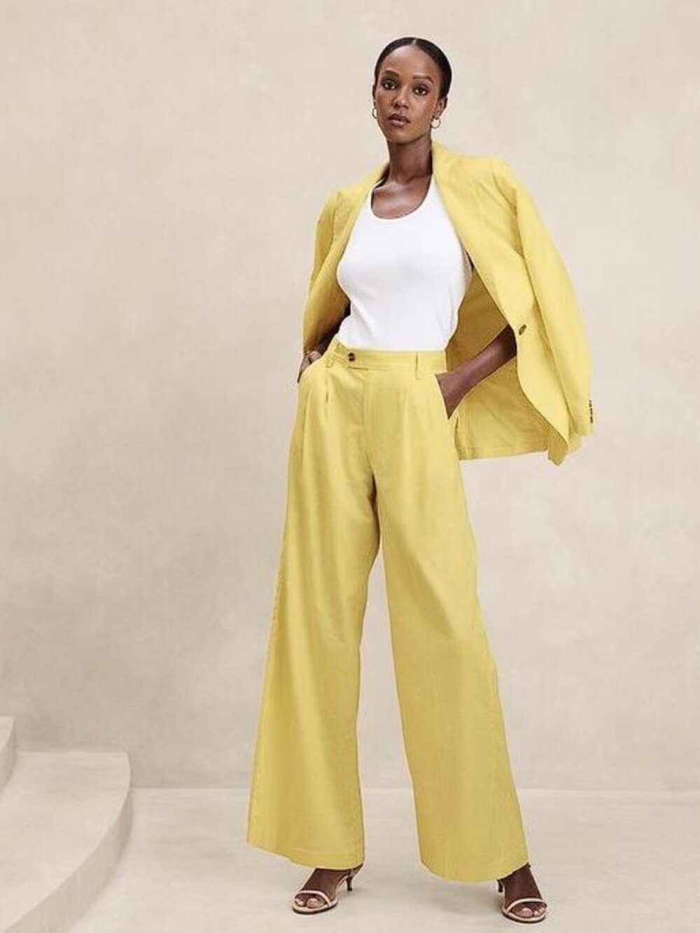 BANANA REPUBLIC FACTORY Women's Linen-Blend Wide-Leg Pleated Trouser Size 6